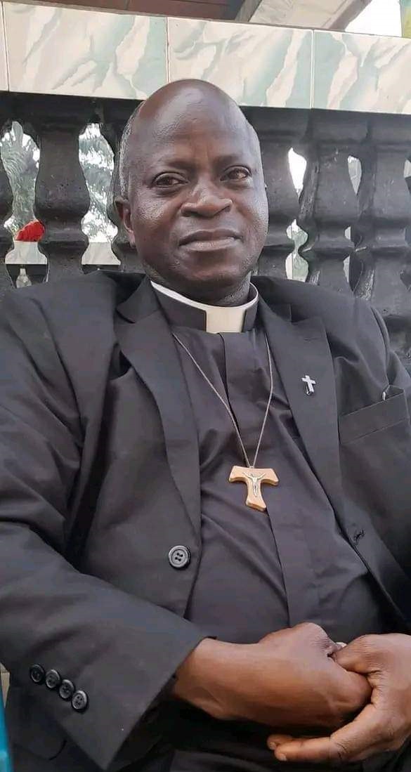 image mgr Norbert SANDOUNO